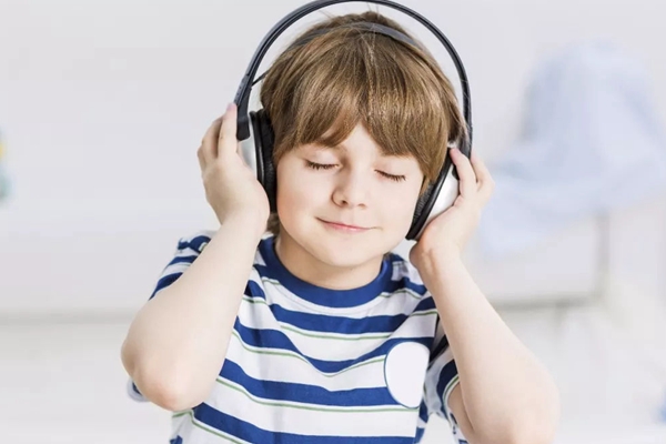 少儿英语听力训练